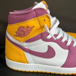 Air Jordan 1 brotherhood